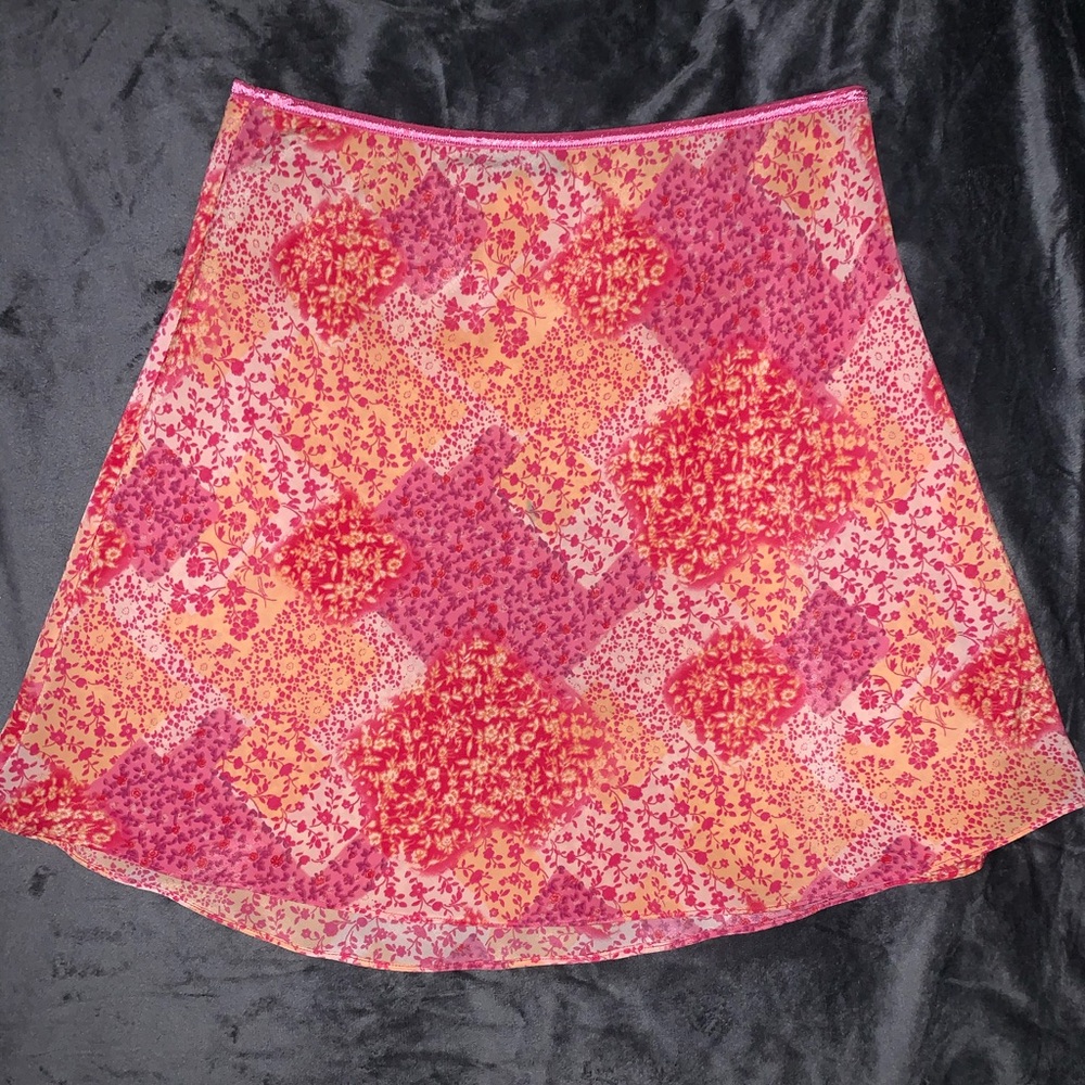 Vintage! Pink and Orange floral flowy skirt!!🧡💖